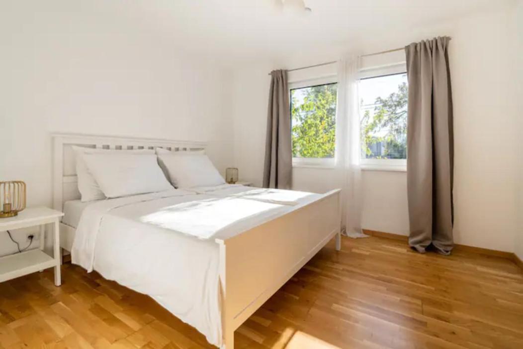 Near Lake Fully Furnished Beautiful Apartment Vienna Exterior photo